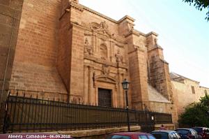 28 LA CATHEDRALE ET LE FORTERESSE DE L INCARNATION (21)